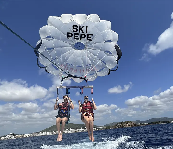 vuelo de parasailing en Ibiza, Santa Eulalia del río